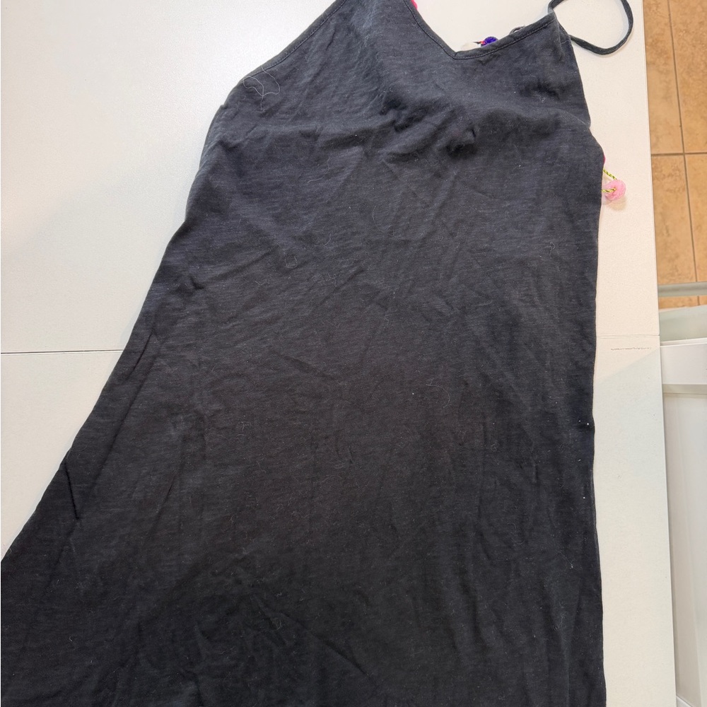 Black Sleeveless Dress